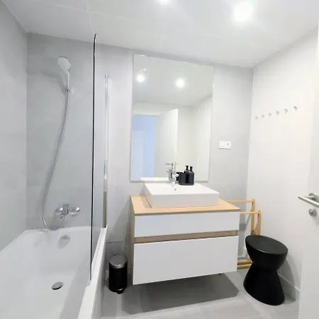 Oasis 325 Premium Sea & Mountains View Appartement Estepona