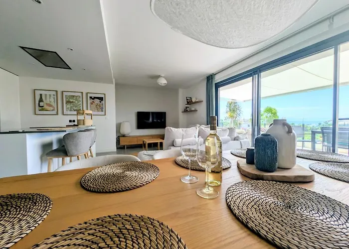 Oasis 325 Premium Sea & Mountains View Daire *