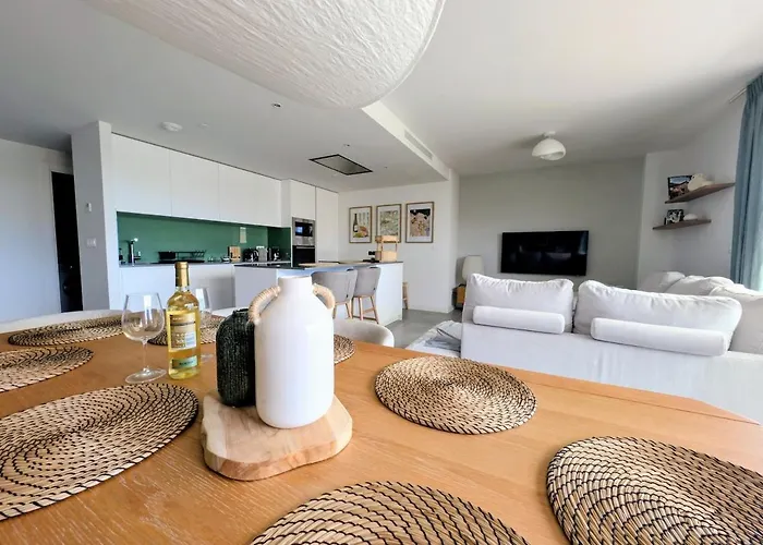 Oasis 325 Premium Sea & Mountains View Daire *