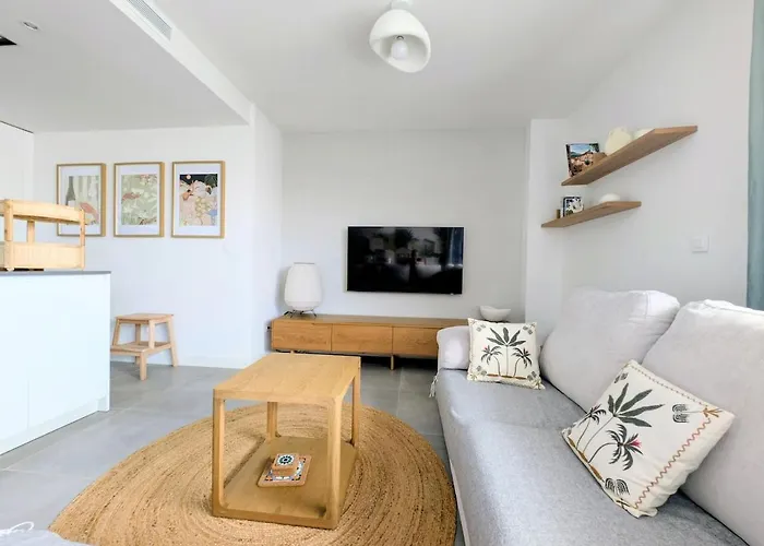 Oasis 325 Premium Sea & Mountains View Daire