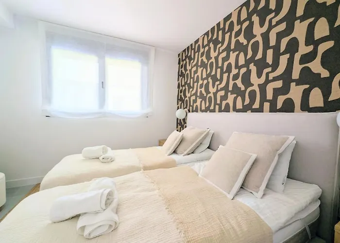 Oasis 325 Premium Sea & Mountains View Daire