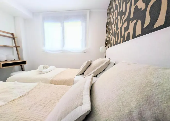 Oasis 325 Premium Sea & Mountains View * Estepona