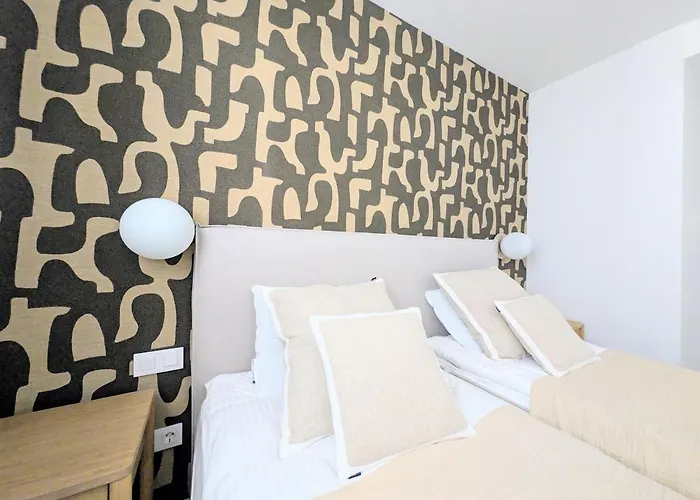 Oasis 325 Premium Sea & Mountains View * Estepona