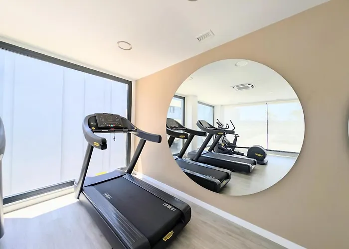 Oasis 325 Premium Sea & Mountains View Estepona