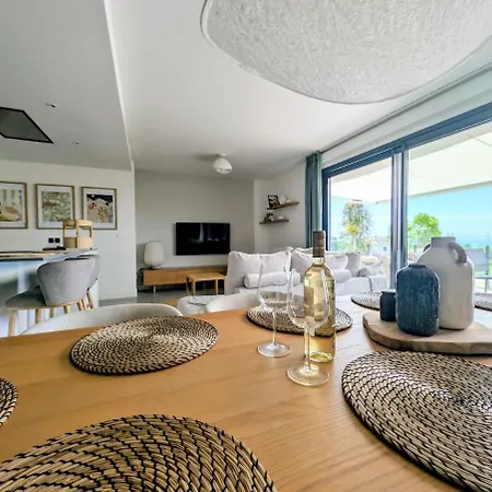 Oasis 325 Premium Sea & Mountains View Apartamento *