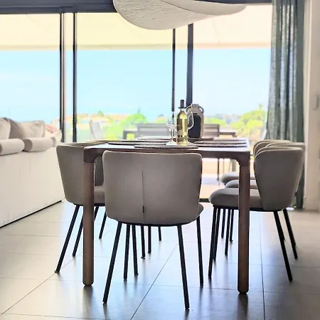 Oasis 325 Premium Sea & Mountains View *