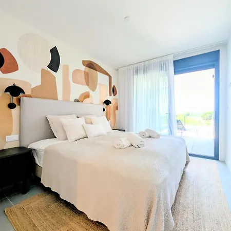 Apartamento Oasis 325 Premium Sea & Mountains View Estepona