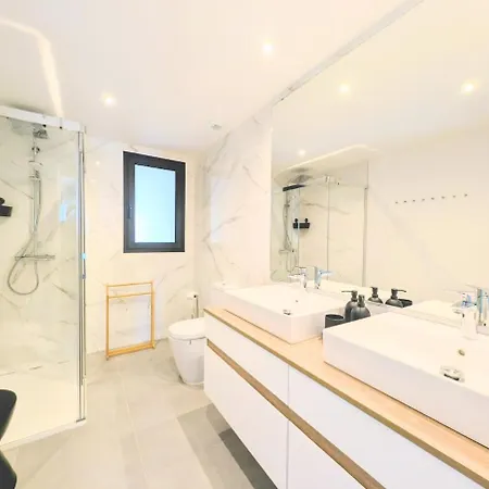 Oasis 325 Premium Sea & Mountains View 公寓 *