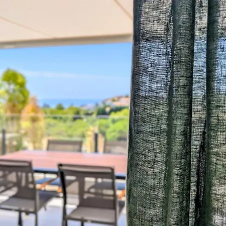 Oasis 325 Premium Sea & Mountains View Daire