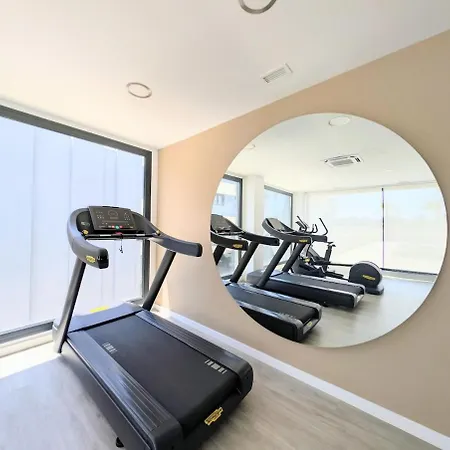 Oasis 325 Premium Sea & Mountains View Estepona