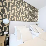 Oasis 325 Premium Sea & Mountains View * Estepona